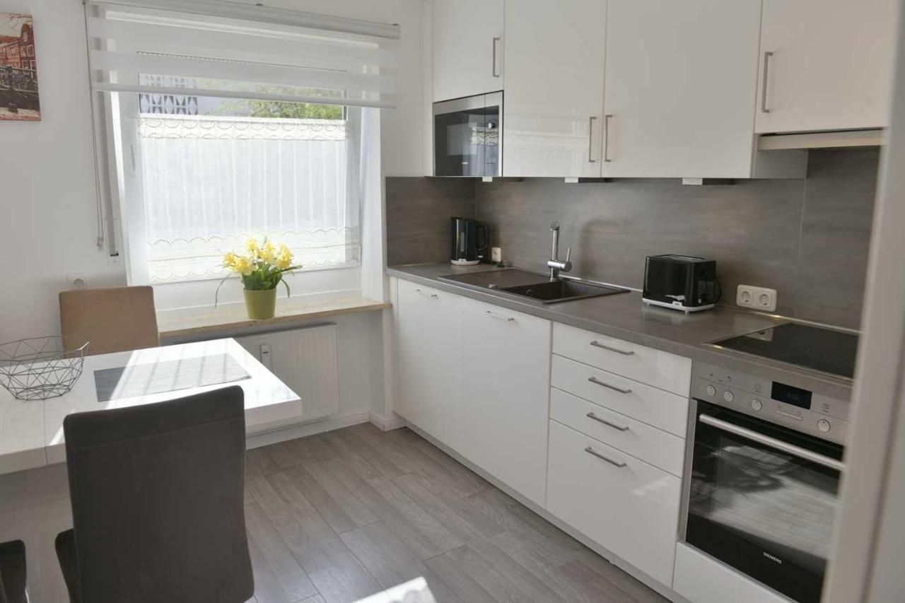 Helle, Ruhige, Moderne Wohnung, 5 Min Zu Fa Grob Миндельхайм Экстерьер фото