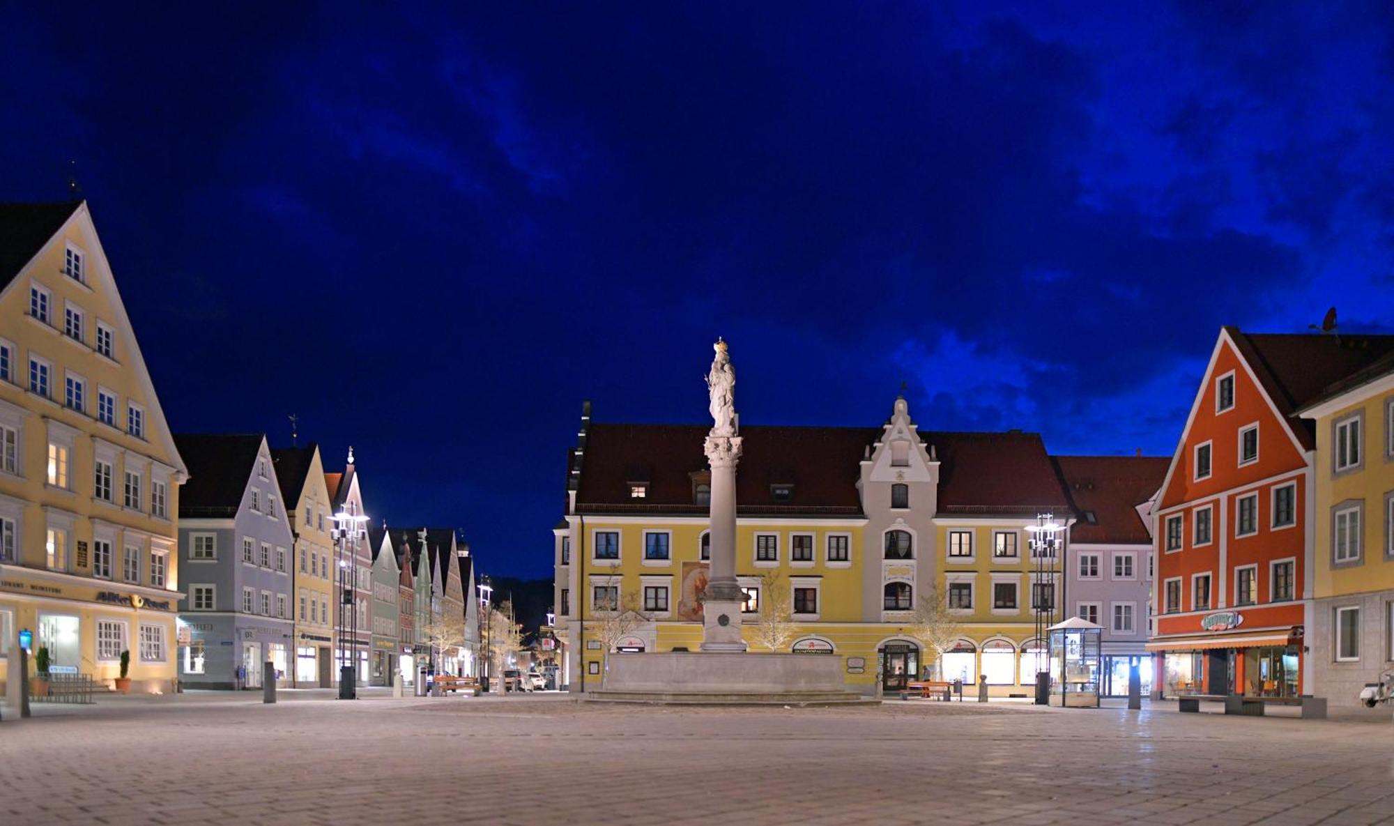Helle, Ruhige, Moderne Wohnung, 5 Min Zu Fa Grob Миндельхайм Экстерьер фото